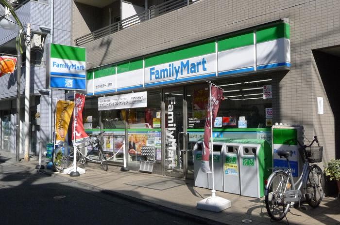 ステージファースト明大前アジールコート ファミリーマート世田谷松原一丁目店