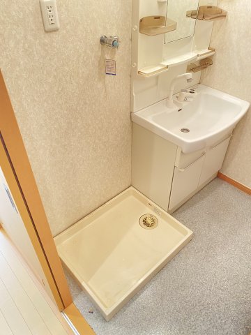 Ｄｅｍｅｕｒｅ　ＭＴＲⅡ202号室 洗面