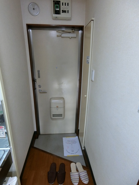 アーバンベル0302号室 玄関