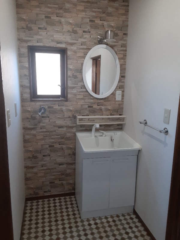 第2メゾン西川2階 洗面