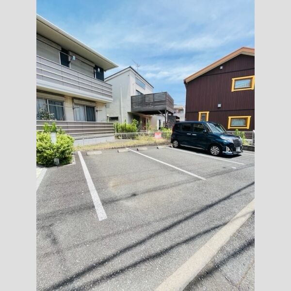 リジェールDonDonB 駐車場
