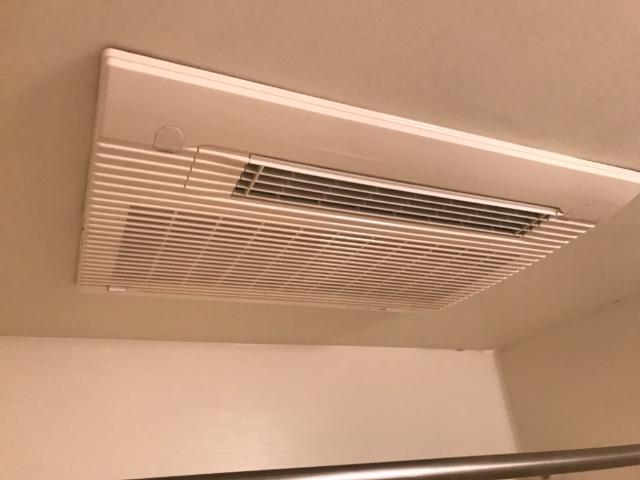 メイプルコート仲道102号室 浴室換気乾燥機