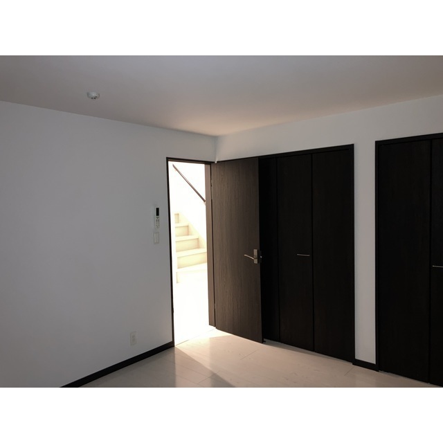 El alivio102号室 内観