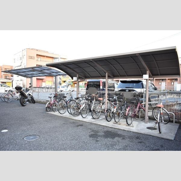 パインズ　ヒル101号室 駐輪場