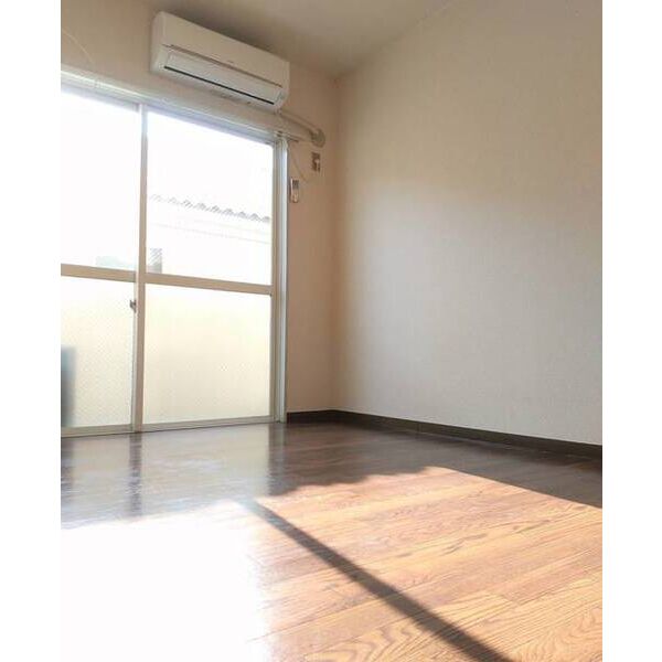 モナミハイツ舞浜 リビング