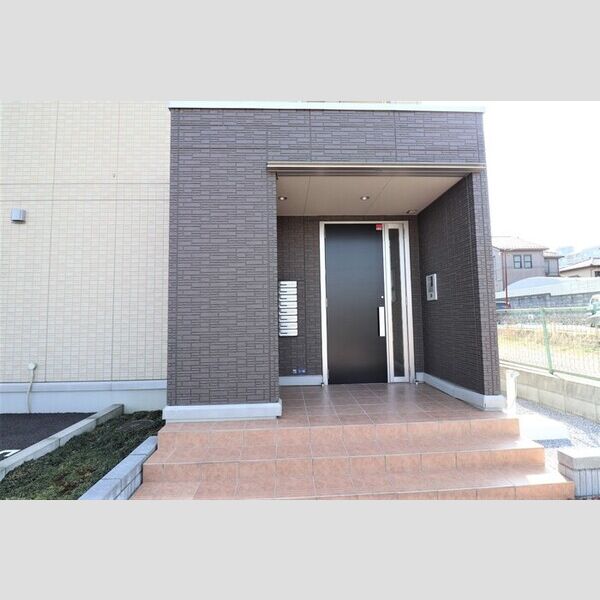 アンクレージュ203号室 エントランス