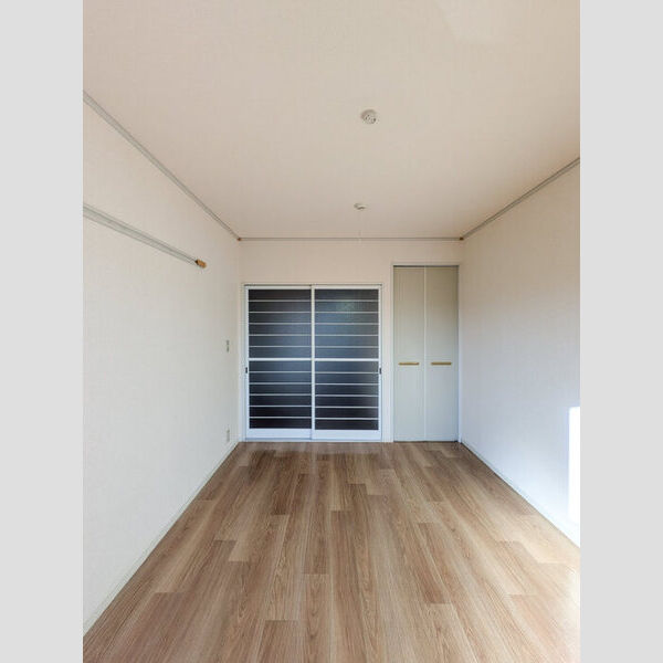 フレグランスサエラ201号室 洋室