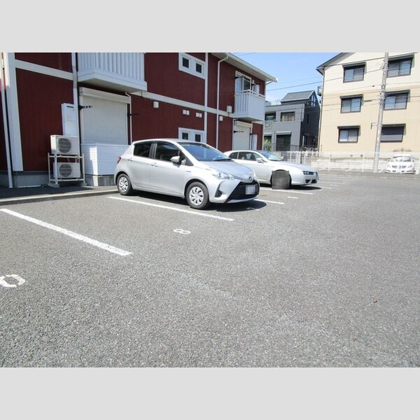リュネットM105号室 駐車場(要空き確認)