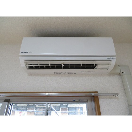 ヴィレッジ・イン・上高井戸0202号室 エアコン