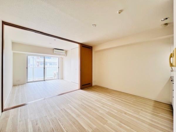 ＳＳ．ＦＬＡＴ神楽坂ｓｏｕｔｈ リビング