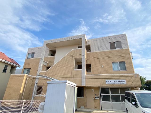 Ｆ．Ｅ．Ｇ　ＳＱＵＡＲＥ（エフ．イー．ジー　スクエア）の外観画像