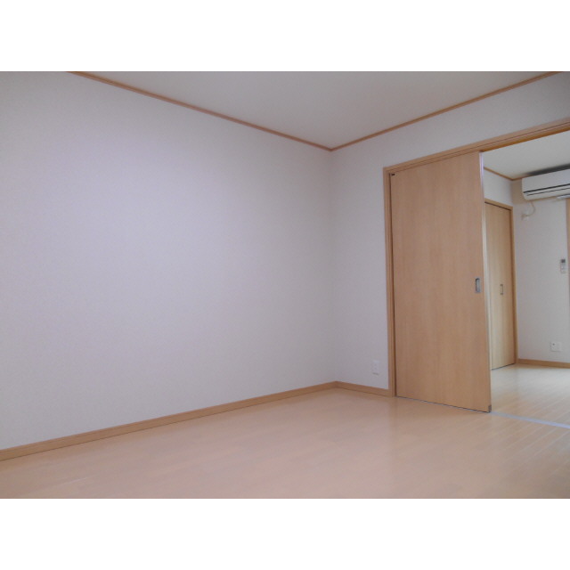 アスピリア トレゾール102号室 内観