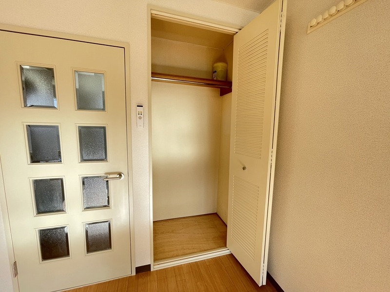アネックスⅢ2階 収納