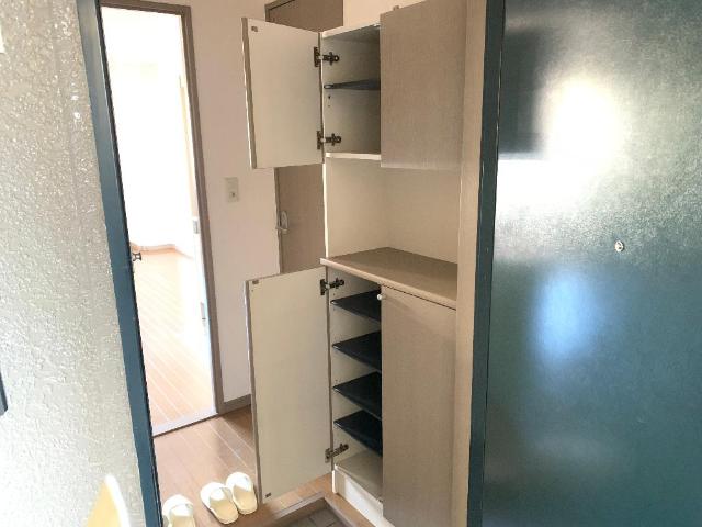 コンフォースＫ 下駄箱