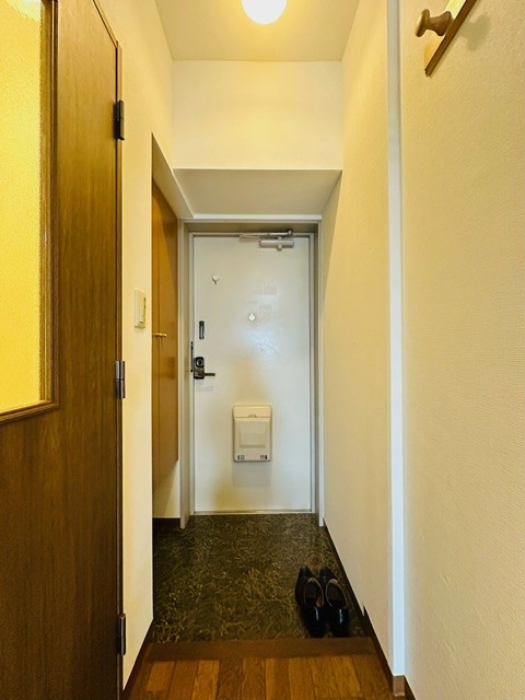 ハチホウハイツ１１ 玄関