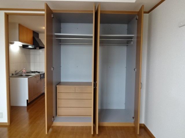 シャン・ド・ペーシュ 収納