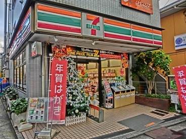 ホーメストハイツ大通り公園201号室 セブンイレブンよこはまばし店