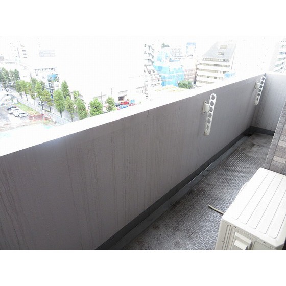 センチュリー横浜・関内1106号室 バルコニー