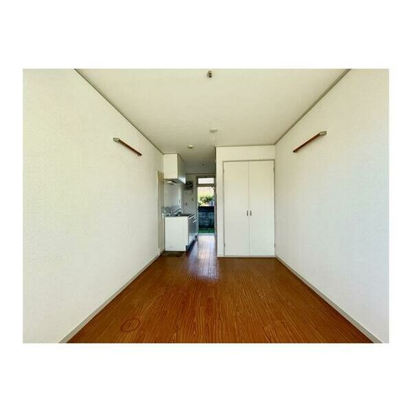 エステートピア11205号室 リビング