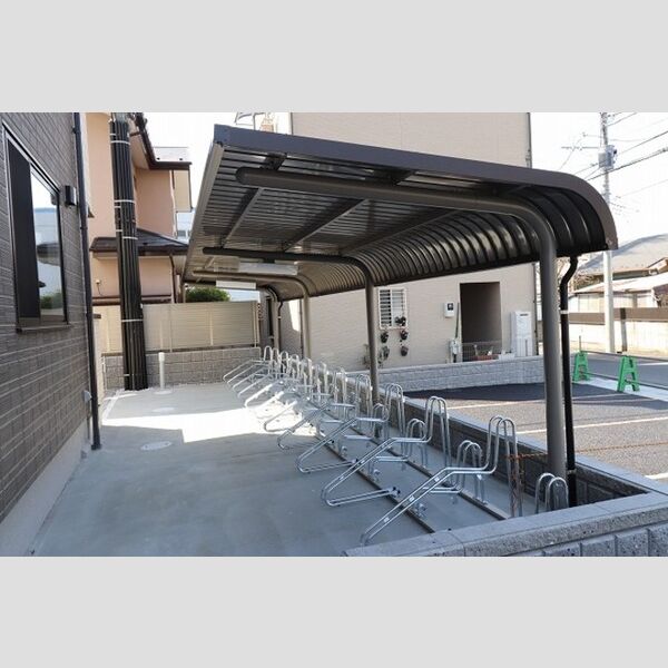 エクセレント ヒルズ203号室 駐輪場