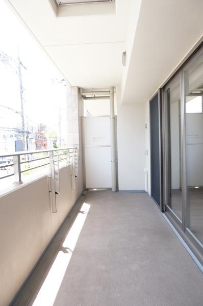 Ｂｒｉｌｌｉａ仙川ＴｈｅＲｅｓｉｄｅｎｃｅ2階 リビング