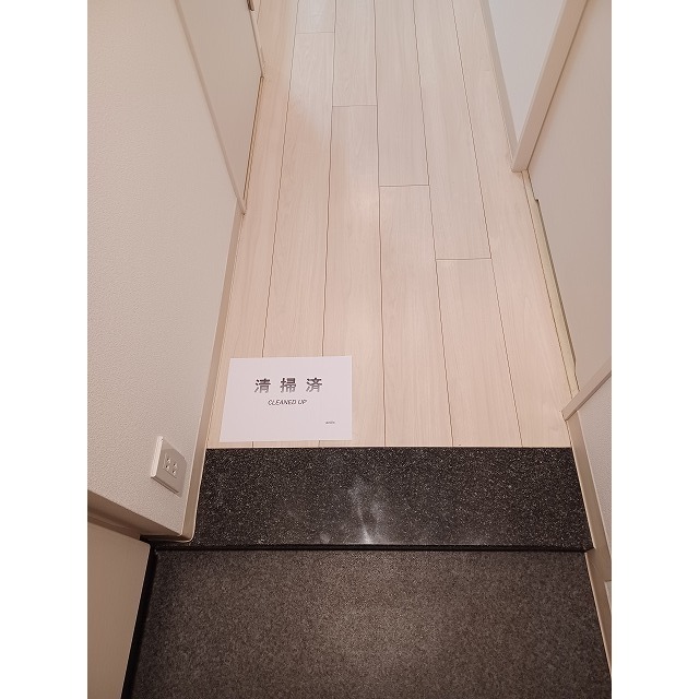 フェニックス新横濱クアトロ 玄関