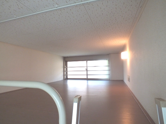 レオパレスメイプルⅢ ロフト