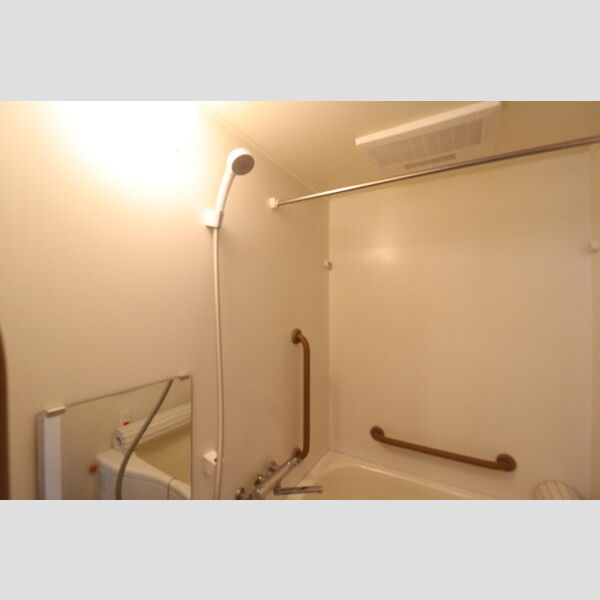 第2エコーピア0302号室 浴室換気乾燥機付きユニットバス