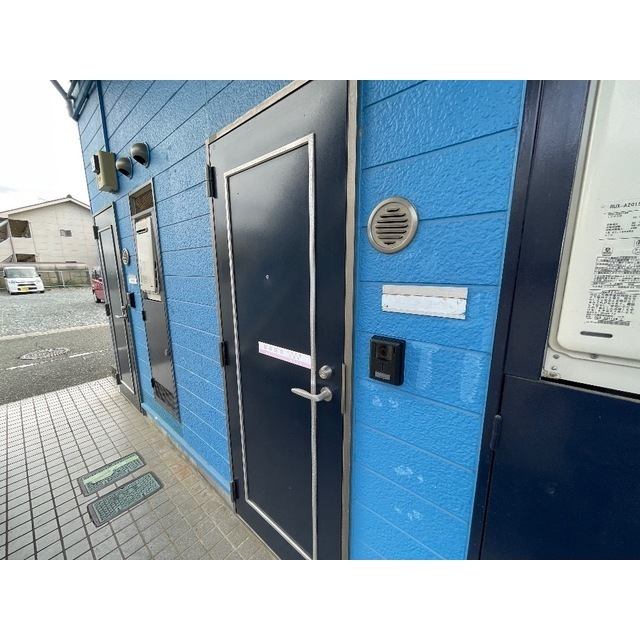 ミモザ102号室 玄関