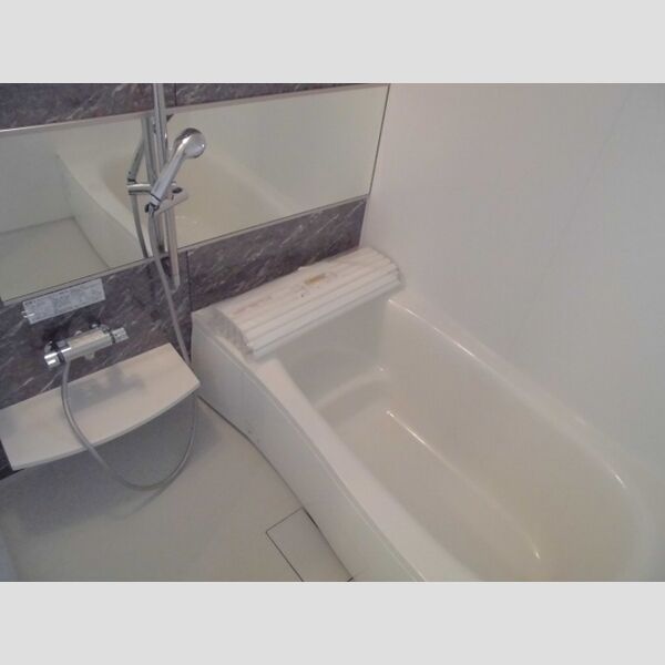 ソレイユM 浴室