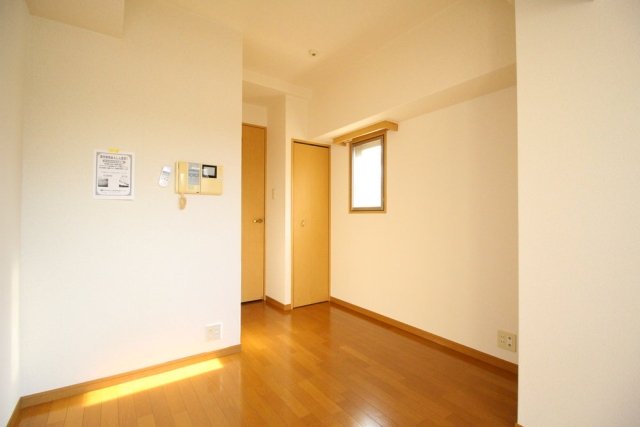 ロイヤルアメニティー西戸山901号室 同建物別部屋の参考画像