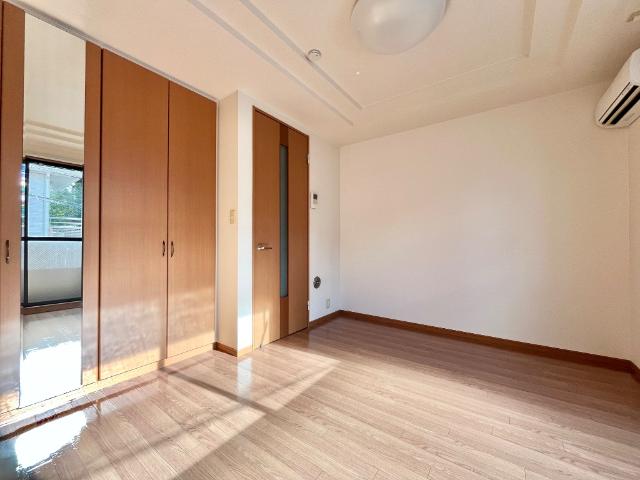 Ｒｅｙ・Ｄｒｅａｍｓ205号室 洋室