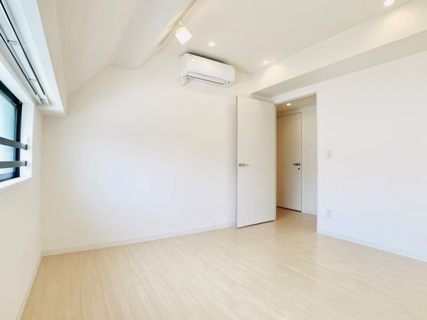 Ｂｒｉｌｌｉａ　ｉｓｔ　北沢3階 リビング