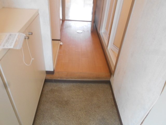 菱和パレス三鷹3階 玄関