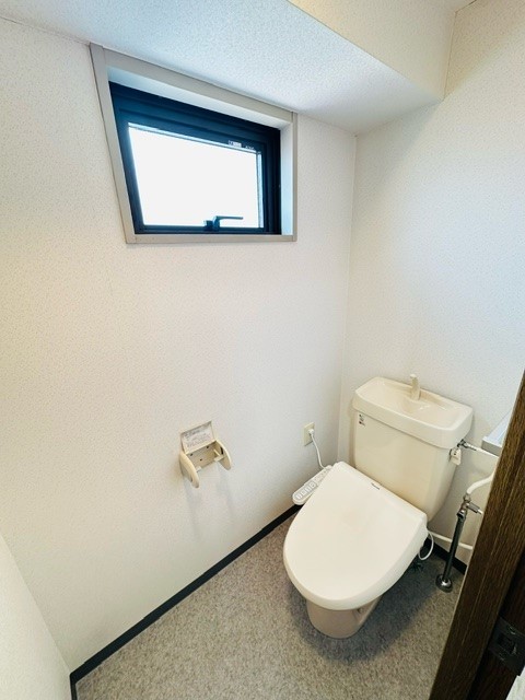 ハチホウハイツ１１ トイレ