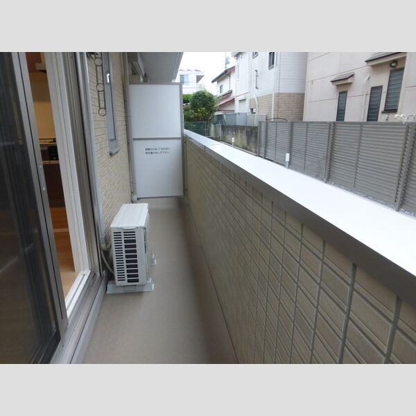 ランプロス緑町105号室 バルコニー