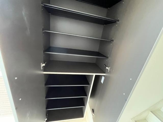 フロレゾン柏～Floraison Kashiwa～201号室 収納