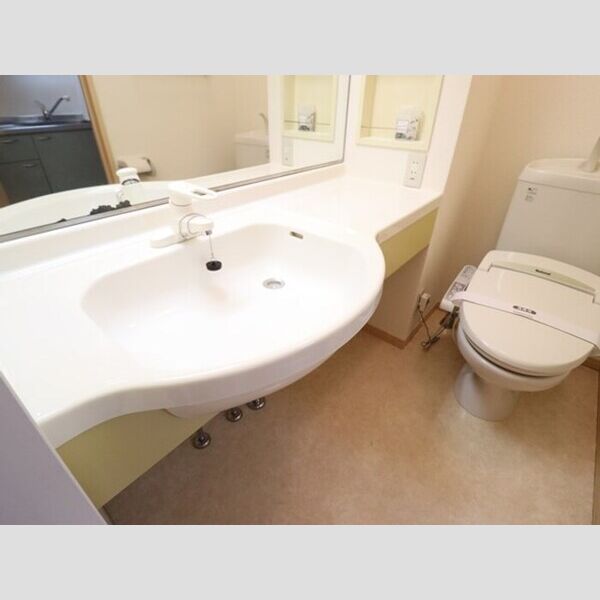 ヴィラ・グランメール108号室 洗面台