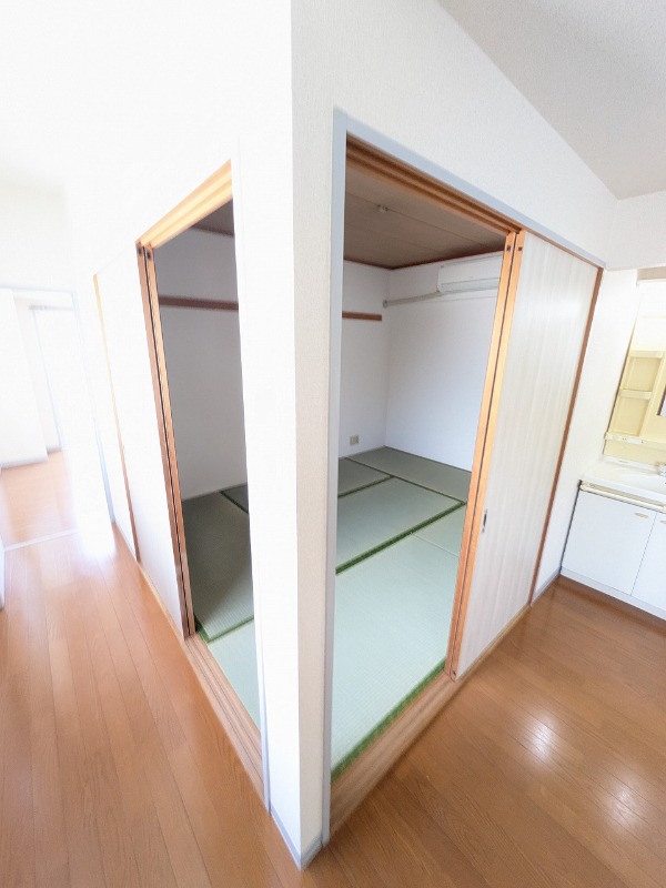 ベルエキップ一番館(E-143)3階 和室