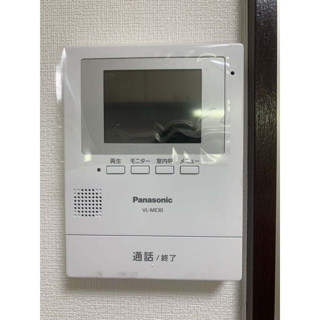 リ・エスト北千住101号室 モニター付きインターフォン