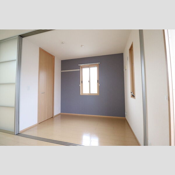 ヴェルドミールB201号室 洋室