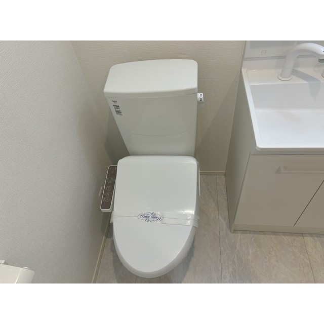 レジデンスウエスト相武台105号室 内観