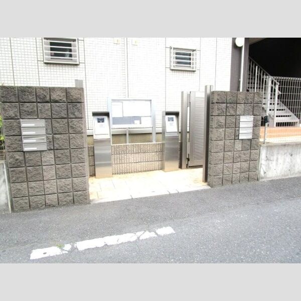 アルブル　コインシデンス オートロック付き