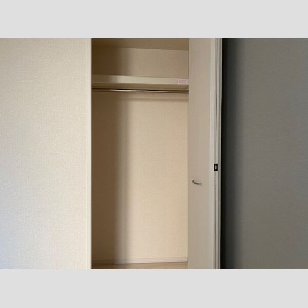 アムール東向島101号室 クローゼット