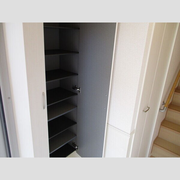 ソフィアコート　壱番館201号室 シューズBOX