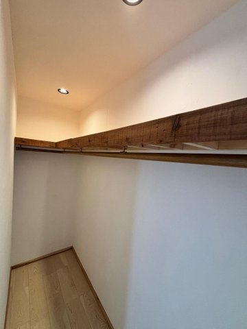 平塚カフェ風ヴィンテージHOUSE４ ウォークインクローゼット