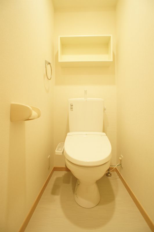 リブリ・西横浜4階 トイレ