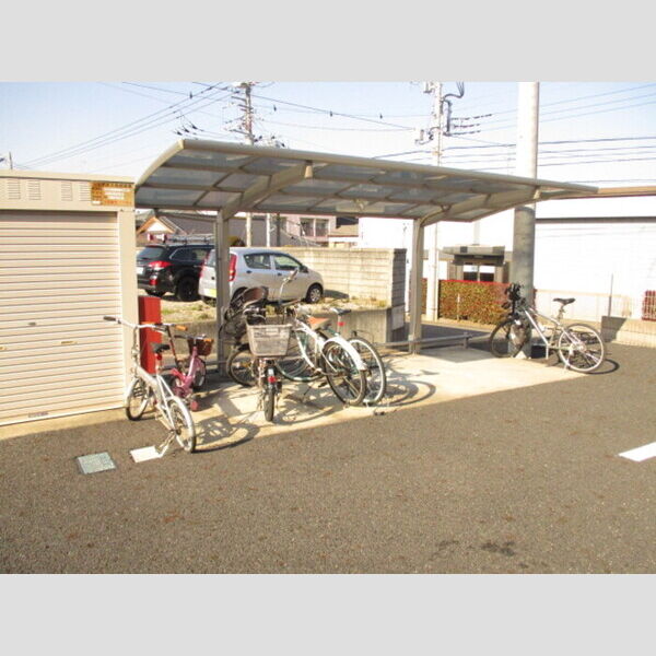 メゾンベール　ウエスト 駐輪場