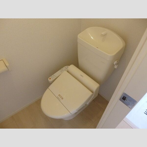 clochett et soleil (クロシェット エト ソレイユ)　101号室 同建物別部屋の参考画像