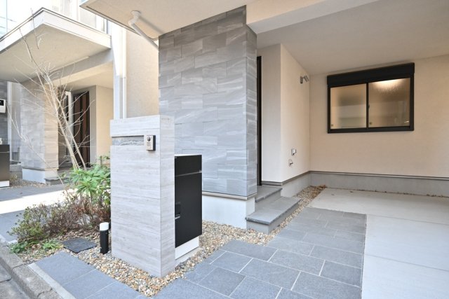 大田区南千束３丁目戸建　３号棟 エントランス